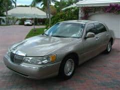 SMOKE-FREE SEDAN